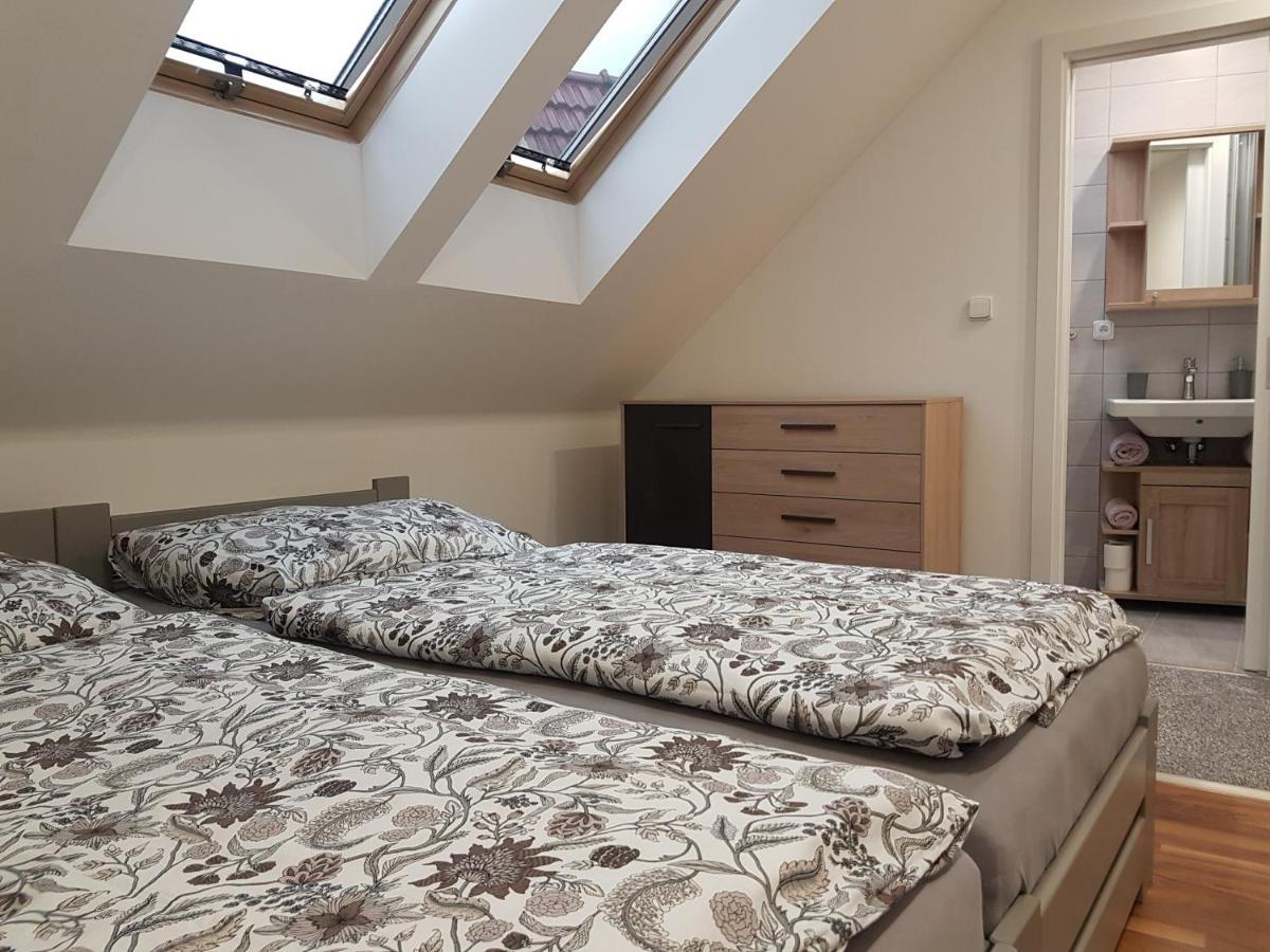 Apartman V Aleji Slavkov u Brna Extérieur photo